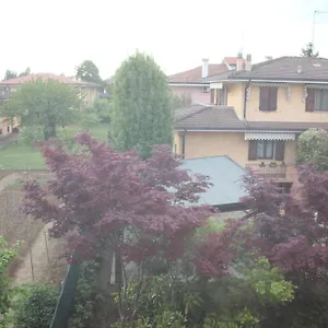 A Due Passi Da Mantova , Curtatone Italia